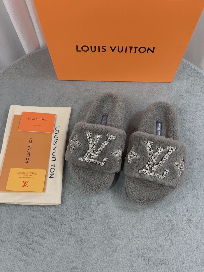 Louis Vuitton Slippers